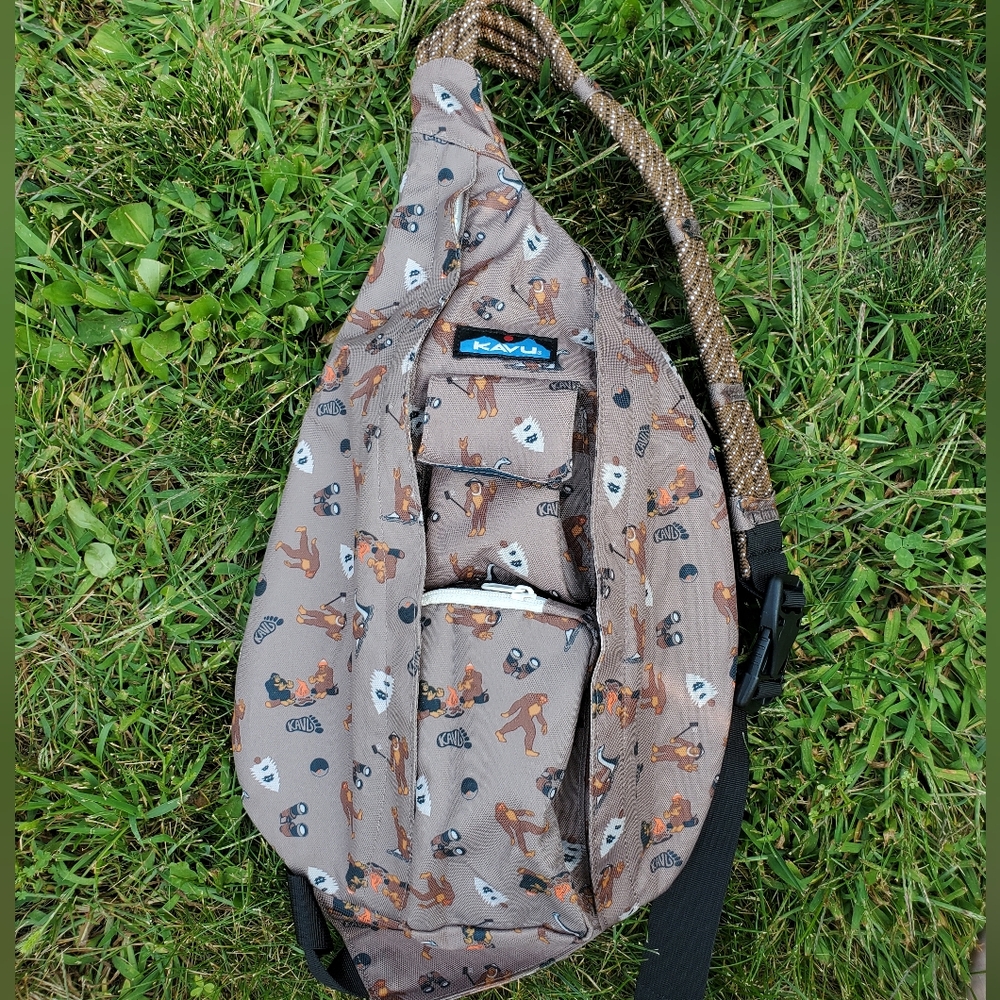 Kavu bigfoot rope sling crossbody shoulder bag